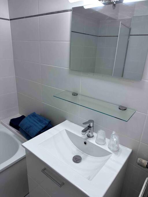 Studio Gare St Roch Avec Box De Garage Apartman Montpellier Kültér fotó