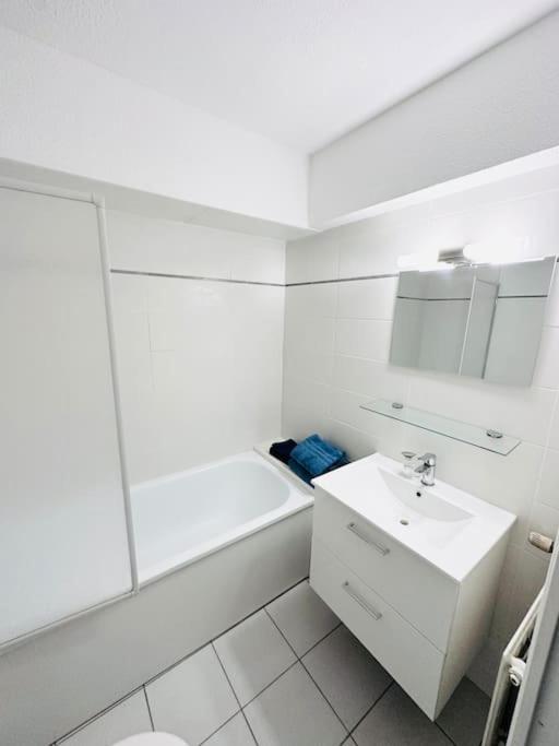 Studio Gare St Roch Avec Box De Garage Apartman Montpellier Kültér fotó